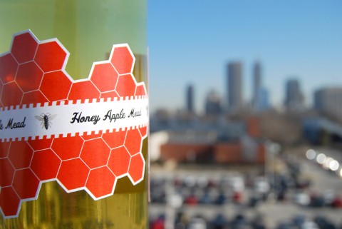 25_mead09web