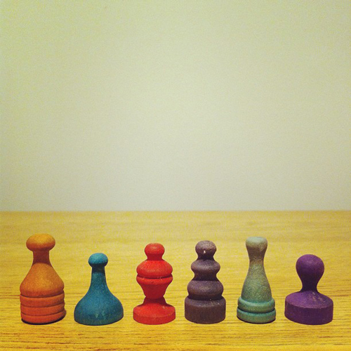 antique_wooden_game_pieces.jpg