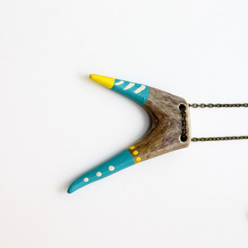 Painted Antler Necklace by MaeLo antler_necklace.jpg